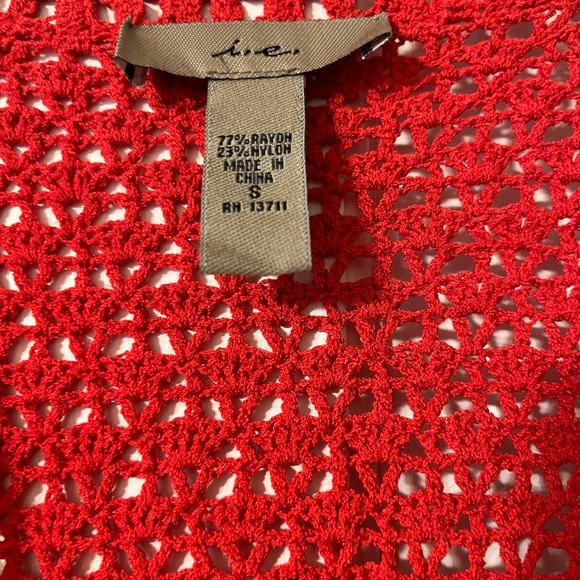 I. E. open weave cardigan size small - Picture 4 of 4